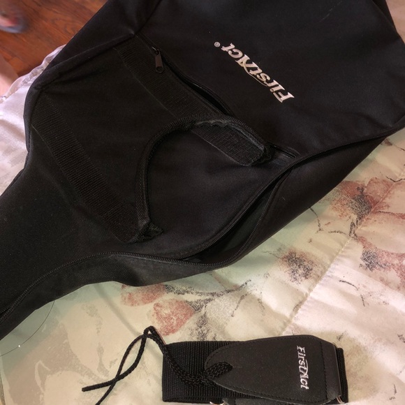 Acoustic guitar - Picture 3 of 3